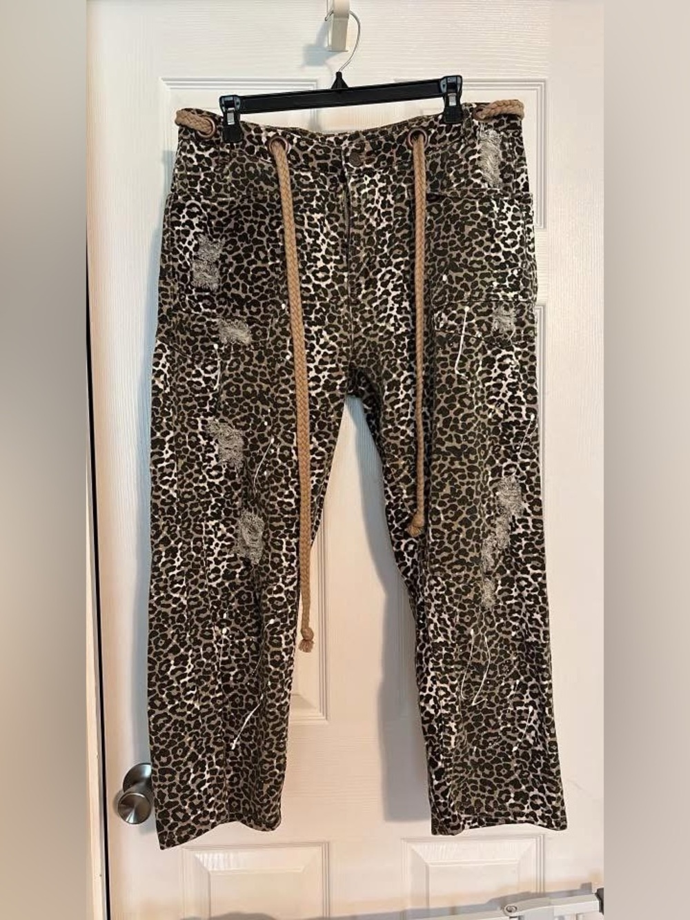 Leopard Print Boyfriend Jeans - Picture 2 of 2